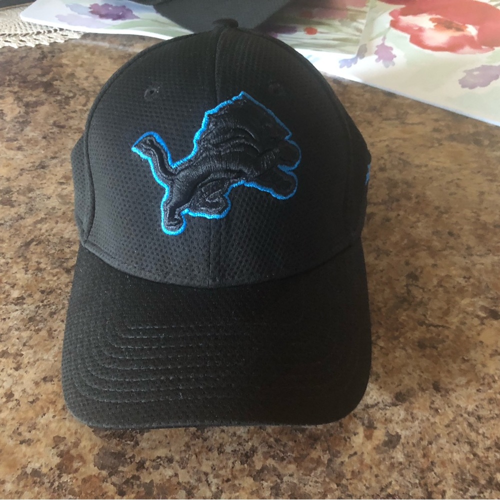 Detroit Lions New Era 39THIRTY Fitted Hat